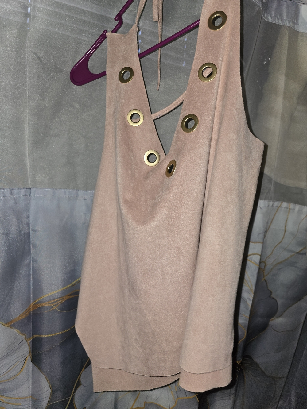 Blush Pink Sleeveless Grommet V-Neck Top